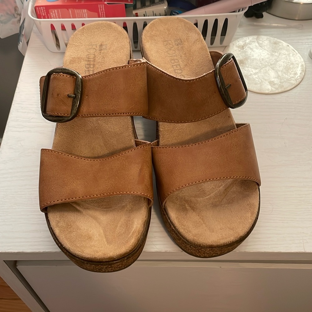 Platform sandals